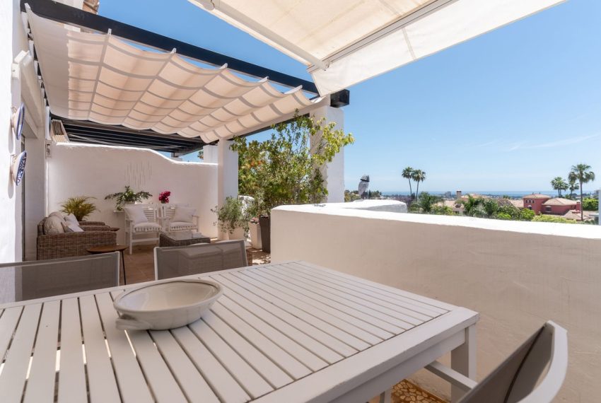 R5387119-Apartment-For-Sale-Nueva-Andalucia-Penthouse-3-Beds-174-Built