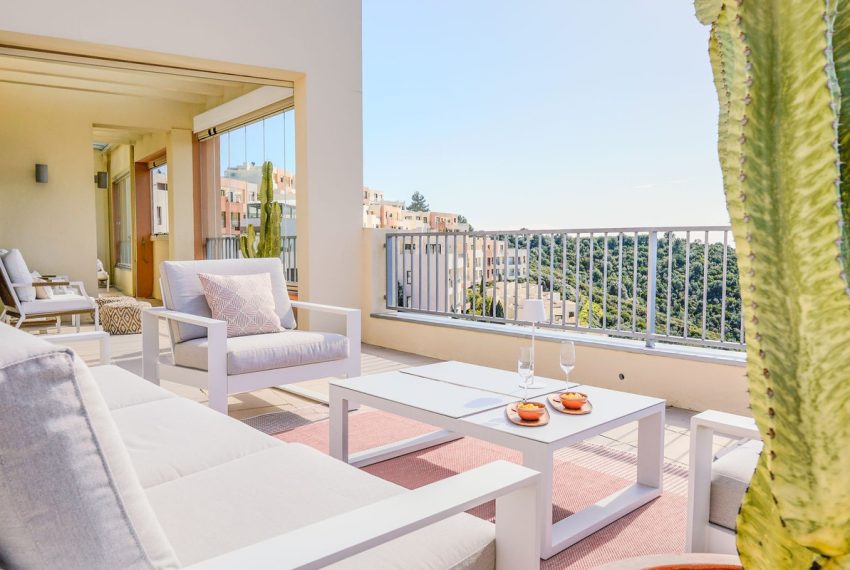 R5387176-Apartment-For-Sale-Altos-de-los-Monteros-Penthouse-2-Beds-101-Built-12