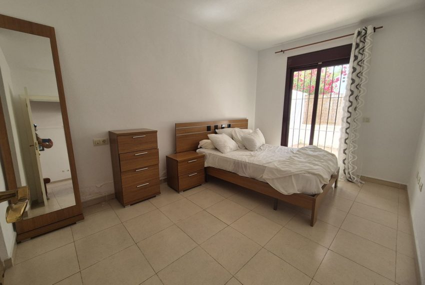 R5387812-Apartment-For-Sale-Nueva-Andalucia-Ground-Floor-Apartment-2-Beds-98-Built-1