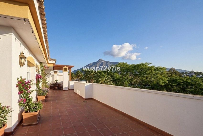 R5387920-Apartment-For-Sale-Nueva-Andalucia-Penthouse-2-Beds-72-Built-13