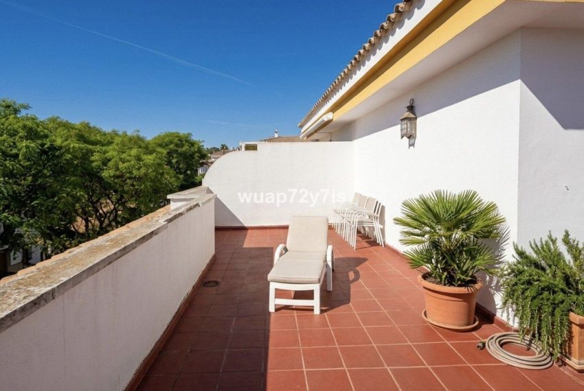 R5387920-Apartment-For-Sale-Nueva-Andalucia-Penthouse-2-Beds-72-Built-15