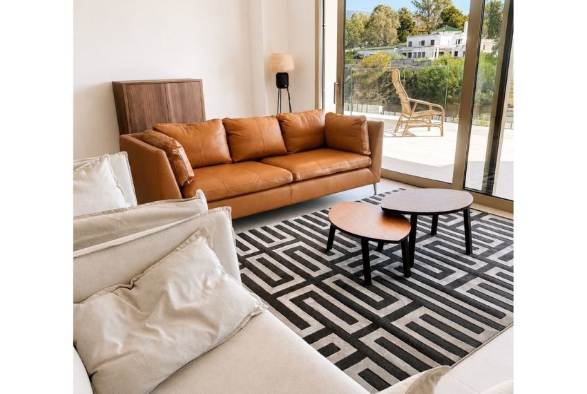 R5388004-Apartment-For-Sale-The-Golden-Mile-Middle-Floor-Apartment-3-Beds-192-Built-2