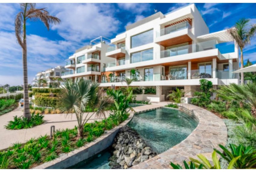 R5388004-Apartment-For-Sale-The-Golden-Mile-Middle-Floor-Apartment-3-Beds-192-Built