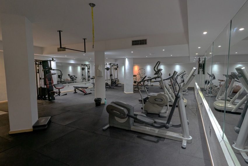 R5388007-Apartment-For-Sale-Aloha-Middle-Floor-Apartment-2-Beds-111-Built-13