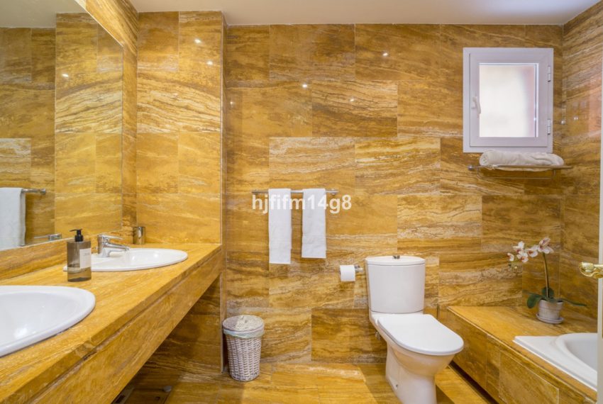 R5388274-Apartment-For-Sale-Puerto-Banus-Ground-Floor-Apartment-2-Beds-133-Built-13