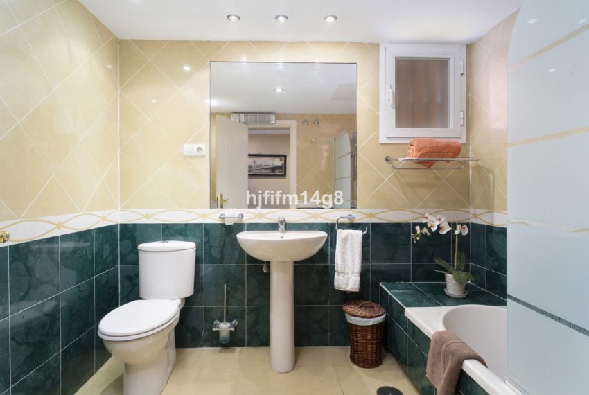 R5388274-Apartment-For-Sale-Puerto-Banus-Ground-Floor-Apartment-2-Beds-133-Built-17