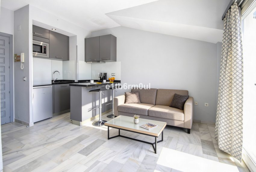 R5389315-Apartment-For-Sale-The-Golden-Mile-Middle-Floor-Studio-0-Beds-62-Built-3