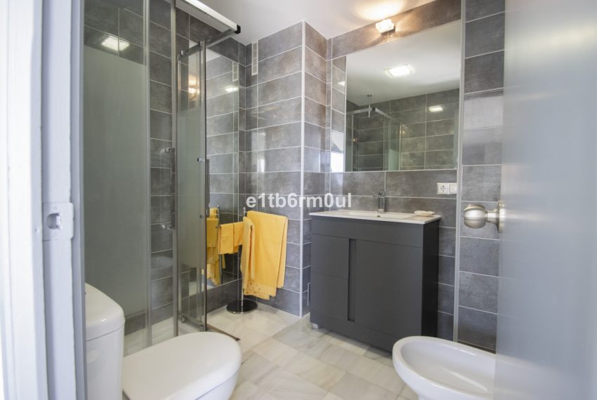 R5389315-Apartment-For-Sale-The-Golden-Mile-Middle-Floor-Studio-0-Beds-62-Built-8