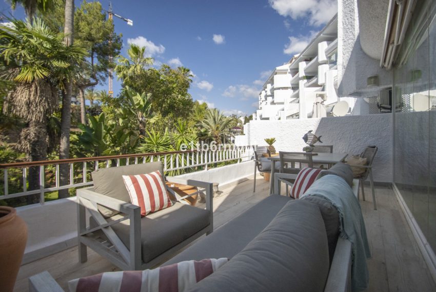 R5389318-Apartment-For-Sale-The-Golden-Mile-Middle-Floor-Apartment-1-Beds-122-Built-1