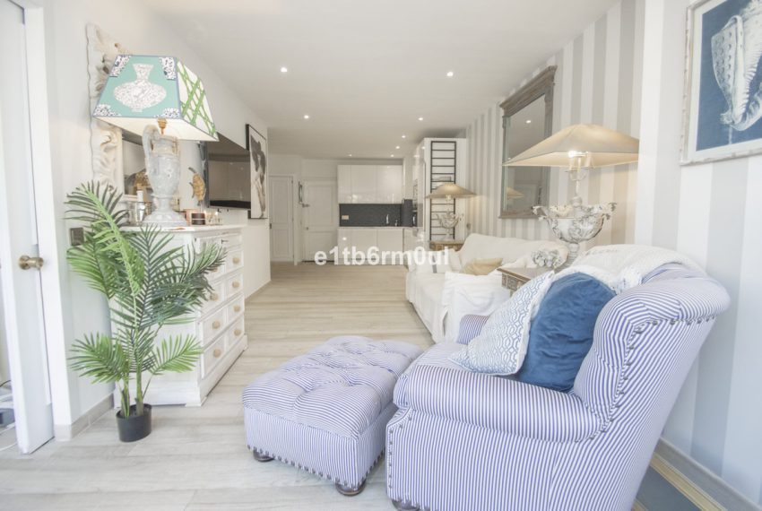 R5389318-Apartment-For-Sale-The-Golden-Mile-Middle-Floor-Apartment-1-Beds-122-Built-3