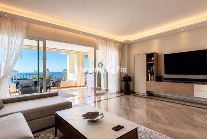 R5389705-Apartment-For-Sale-Elviria-Penthouse-3-Beds-140-Built-8