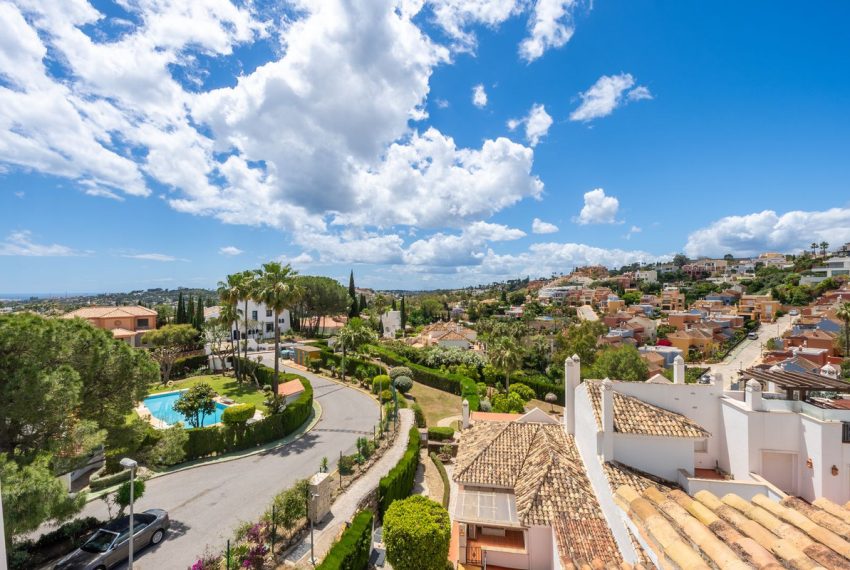 R5389750-Apartment-For-Sale-Nueva-Andalucia-Penthouse-Duplex-3-Beds-159-Built-12