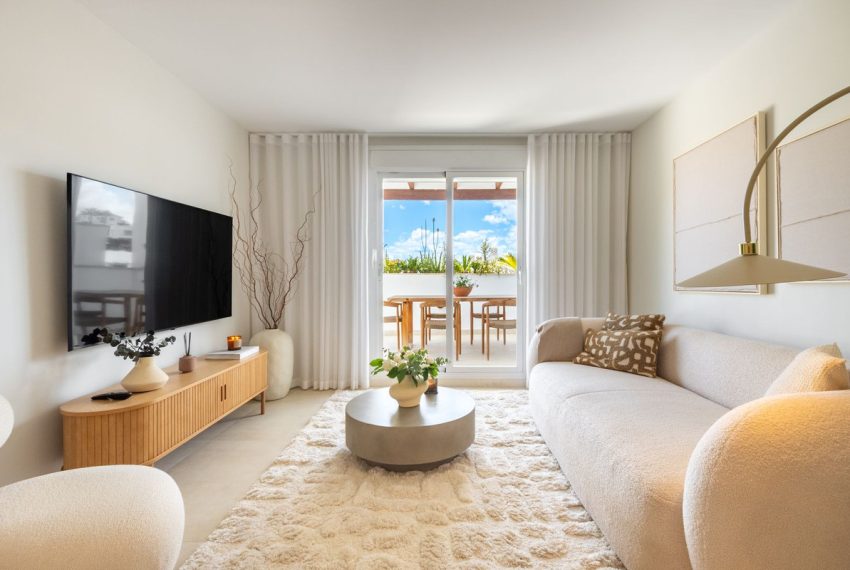 R5389750-Apartment-For-Sale-Nueva-Andalucia-Penthouse-Duplex-3-Beds-159-Built