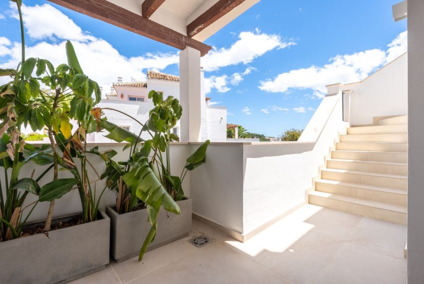 R5389750-Apartment-For-Sale-Nueva-Andalucia-Penthouse-Duplex-3-Beds-159-Built-9