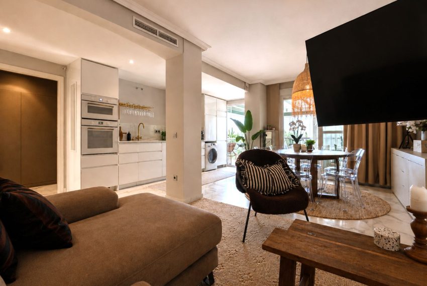 R5389927-Apartment-For-Sale-Nueva-Andalucia-Top-Floor-Apartment-2-Beds-100-Built-4