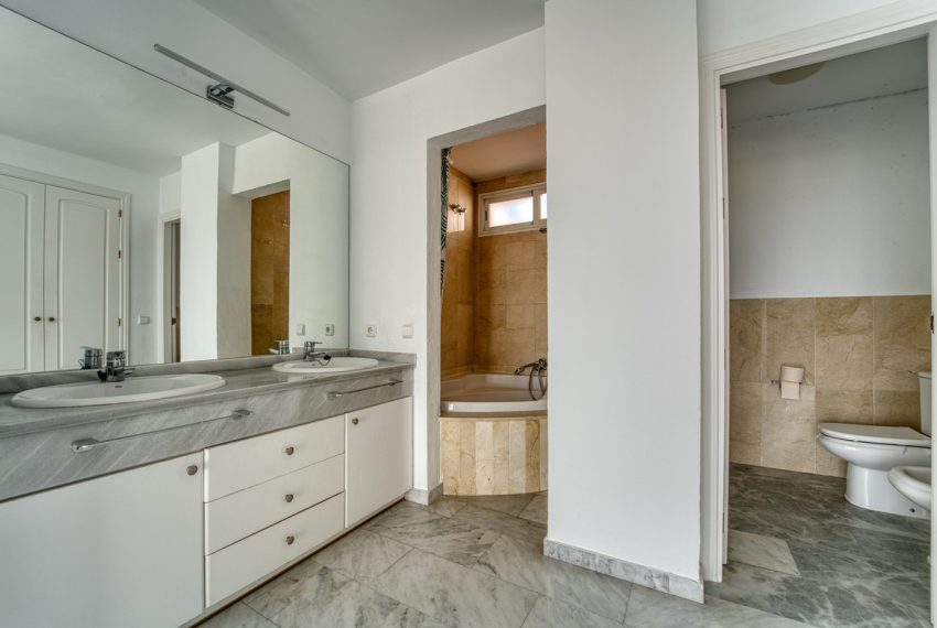 R5391661-Apartment-For-Sale-Guadalmina-Baja-Penthouse-Duplex-5-Beds-290-Built-12