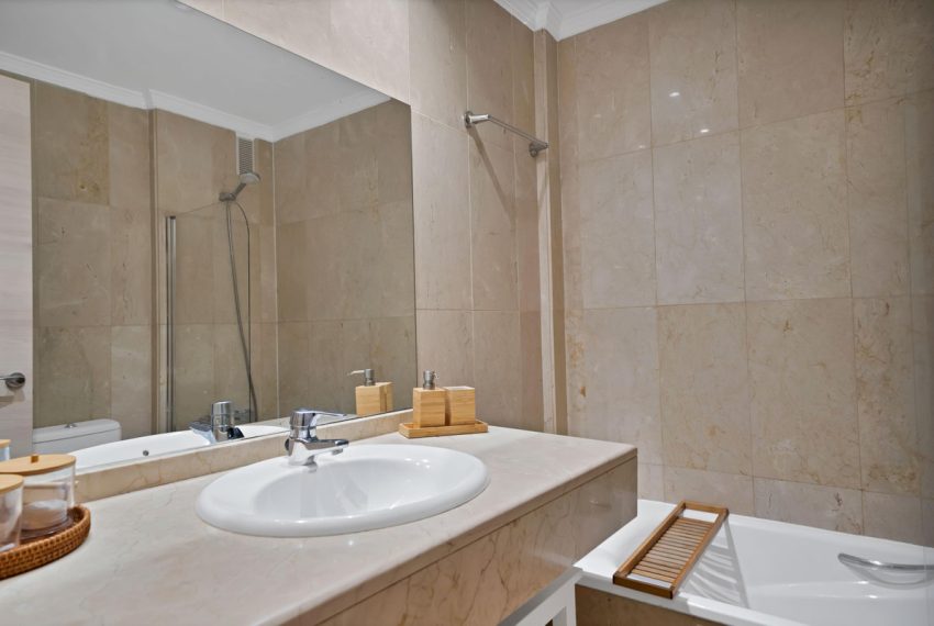 R5392231-Apartment-For-Sale-Marbella-Ground-Floor-Apartment-2-Beds-86-Built-17