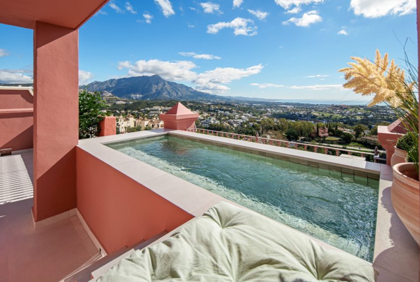 R5392555-Apartment-For-Sale-Monte-Halcones-Penthouse-Duplex-2-Beds-268-Built-1