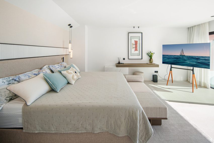 R5392555-Apartment-For-Sale-Monte-Halcones-Penthouse-Duplex-2-Beds-268-Built-19