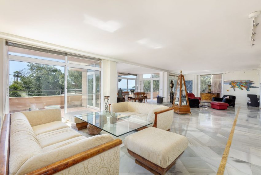 R5393158-Apartment-For-Sale-Nueva-Andalucia-Middle-Floor-Apartment-3-Beds-270-Built-1