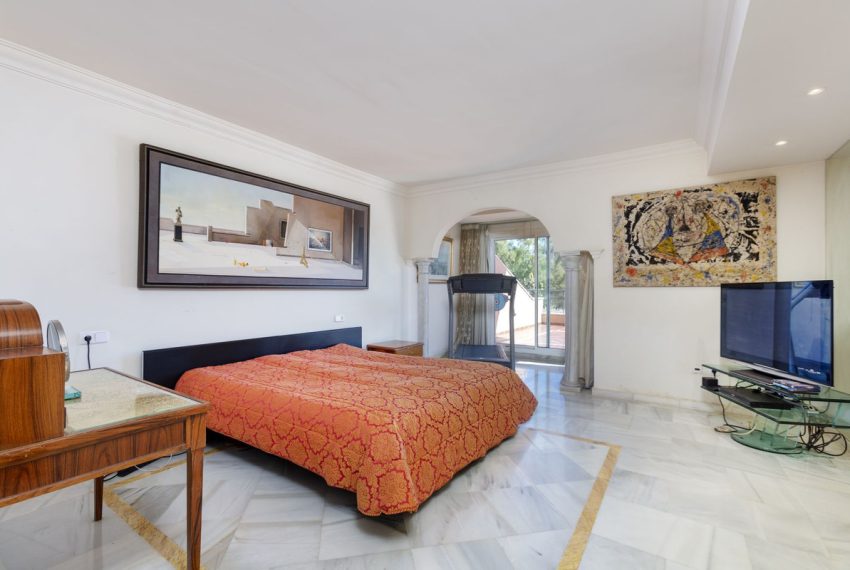 R5393158-Apartment-For-Sale-Nueva-Andalucia-Middle-Floor-Apartment-3-Beds-270-Built-13