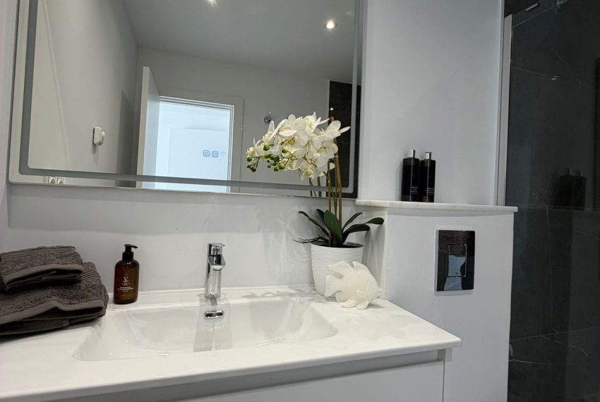 R5394844-Apartment-For-Sale-Benahavis-Top-Floor-Apartment-3-Beds-107-Built-7