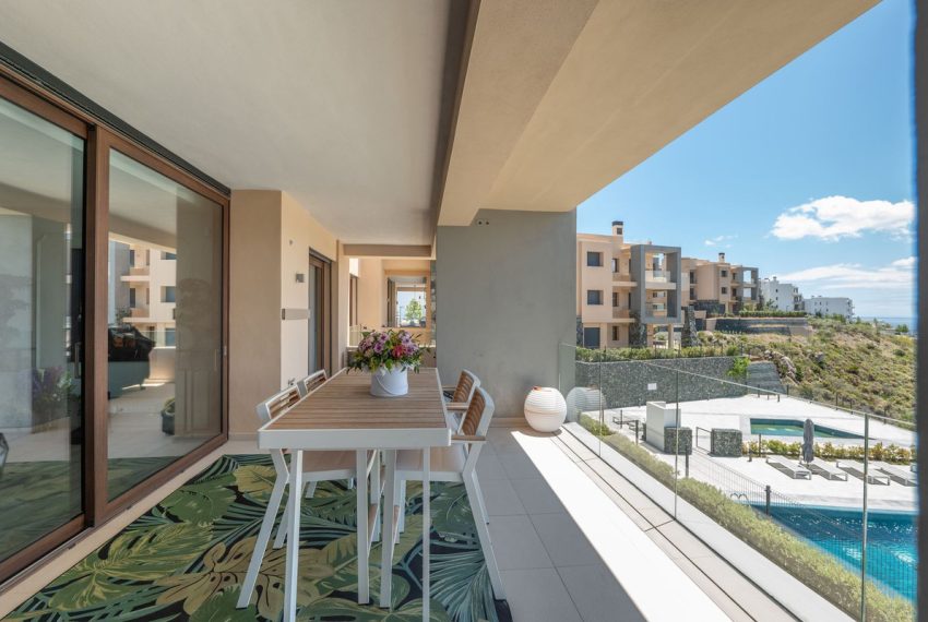 R4743115-Apartment-For-Sale-La-Quinta-Top-Floor-Apartment-4-Beds-245-Built-3
