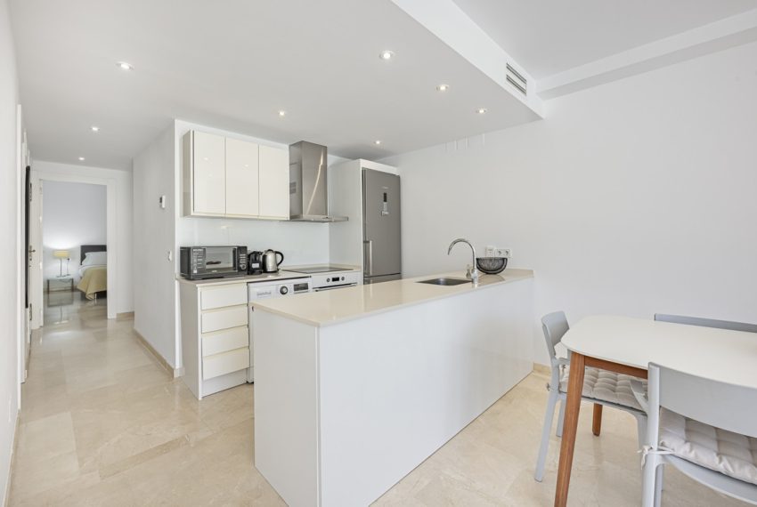 R4792999-Apartment-For-Sale-The-Golden-Mile-Ground-Floor-Apartment-1-Beds-102-Built-3