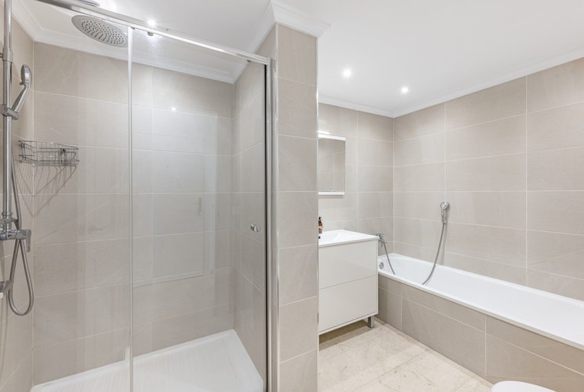 R4792999-Apartment-For-Sale-The-Golden-Mile-Ground-Floor-Apartment-1-Beds-102-Built-7