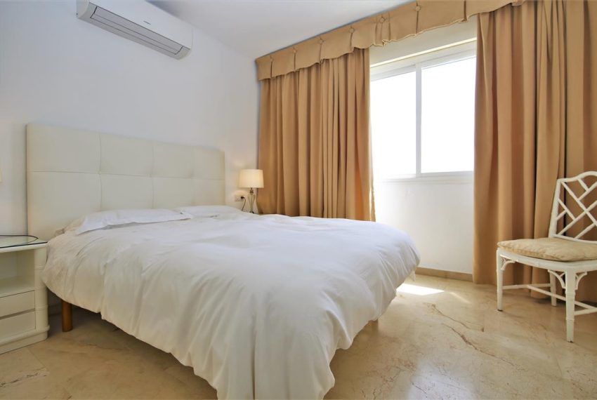 R4958938-Apartment-For-Sale-Estepona-Penthouse-2-Beds-179-Built-5