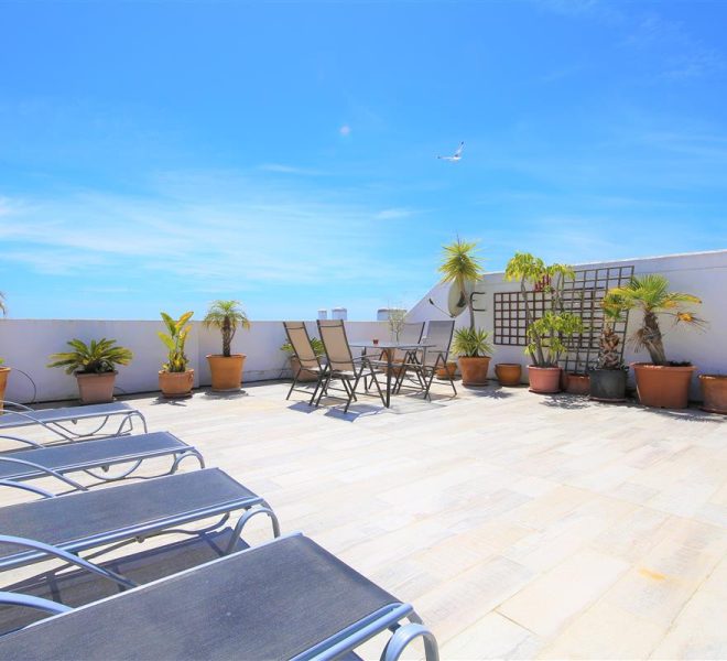 R4958938-Image 1-Penthouse - 2 Beds - 179 Built