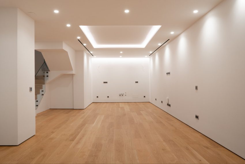 R4973467-Apartment-For-Sale-The-Golden-Mile-Ground-Floor-Apartment-4-Beds-286-Built-16