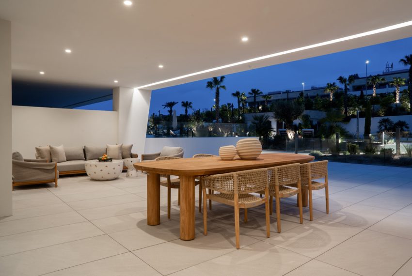 R4973467-Apartment-For-Sale-The-Golden-Mile-Ground-Floor-Apartment-4-Beds-286-Built-18