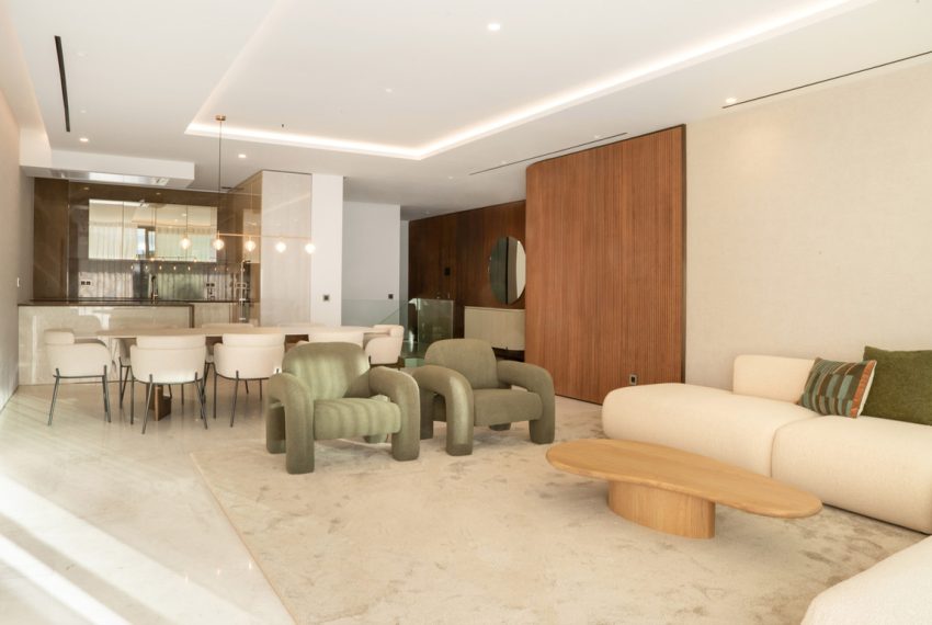 R4973467-Apartment-For-Sale-The-Golden-Mile-Ground-Floor-Apartment-4-Beds-286-Built-5