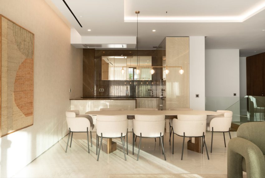 R4973467-Apartment-For-Sale-The-Golden-Mile-Ground-Floor-Apartment-4-Beds-286-Built-8