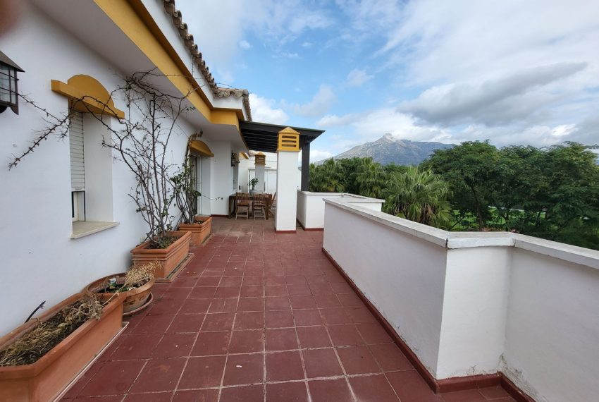 R5034904-Apartment-For-Sale-Nueva-Andalucia-Penthouse-2-Beds-100-Built