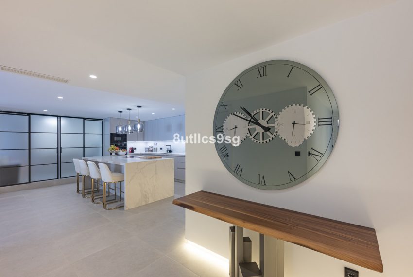 R5050651-Apartment-For-Sale-The-Golden-Mile-Ground-Floor-Apartment-3-Beds-196-Built-8