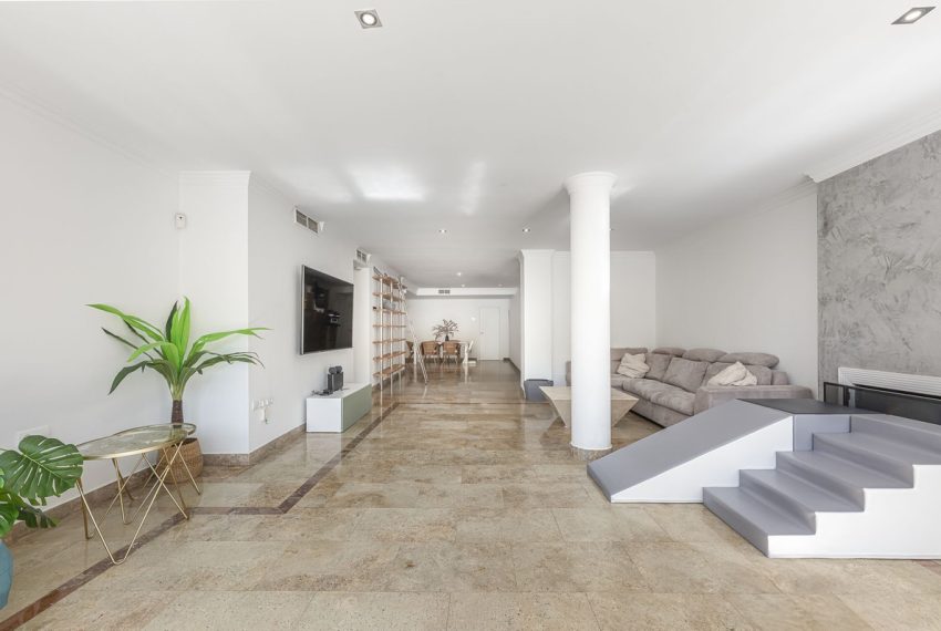 R5119132-Apartment-For-Sale-The-Golden-Mile-Ground-Floor-Apartment-3-Beds-254-Built-7