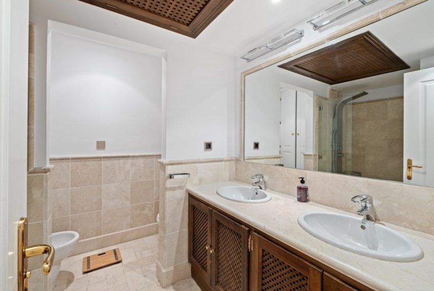 R5181655-Apartment-For-Sale-Marbella-Ground-Floor-Apartment-2-Beds-245-Built-8