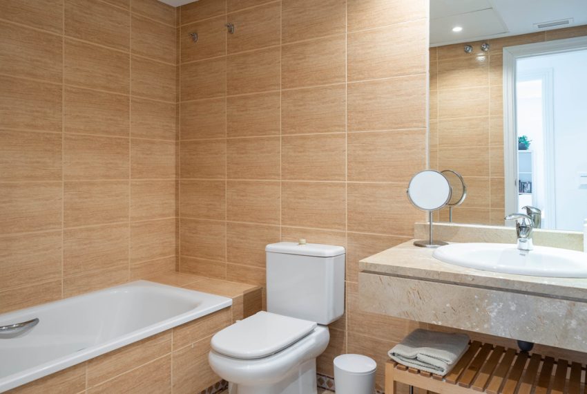 R5215822-Apartment-For-Sale-Marbella-Penthouse-2-Beds-85-Built-11