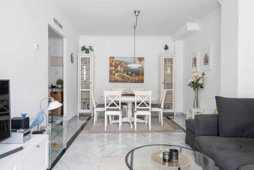 R5215822-Apartment-For-Sale-Marbella-Penthouse-2-Beds-85-Built-3