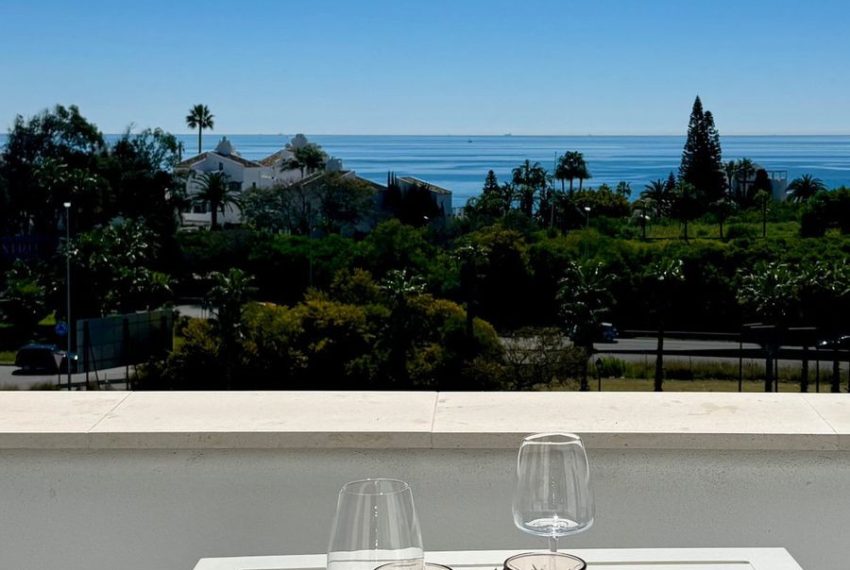 R5219308-Apartment-For-Sale-Estepona-Penthouse-2-Beds-72-Built-1