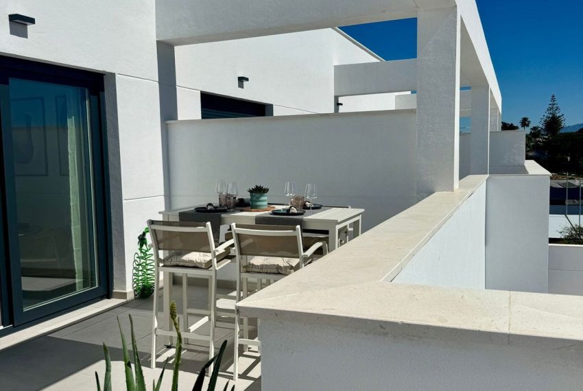 R5219308-Apartment-For-Sale-Estepona-Penthouse-2-Beds-72-Built-4