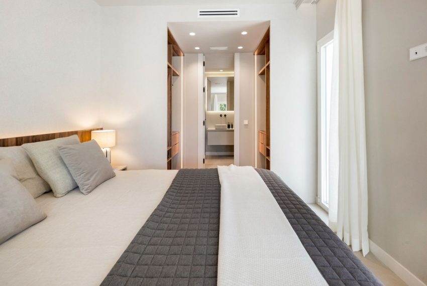 R5237365-Apartment-For-Sale-La-Quinta-Duplex-3-Beds-167-Built-18