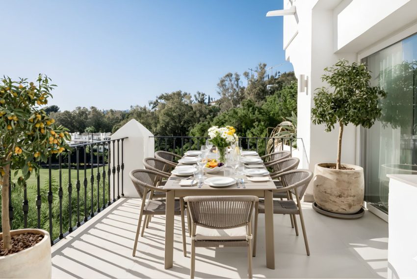 R5237365-Apartment-For-Sale-La-Quinta-Duplex-3-Beds-167-Built