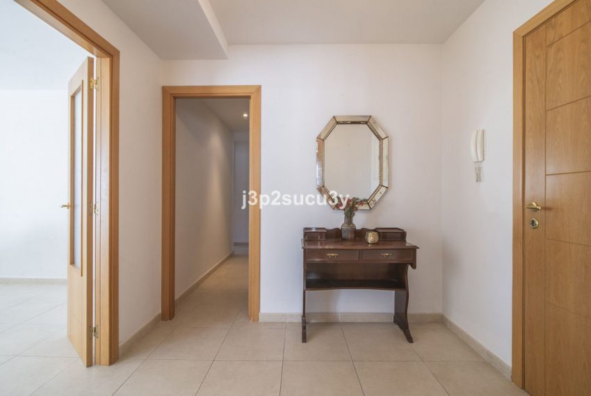 R5310019-Apartment-For-Sale-La-Campana-Middle-Floor-Apartment-4-Beds-142-Built-6