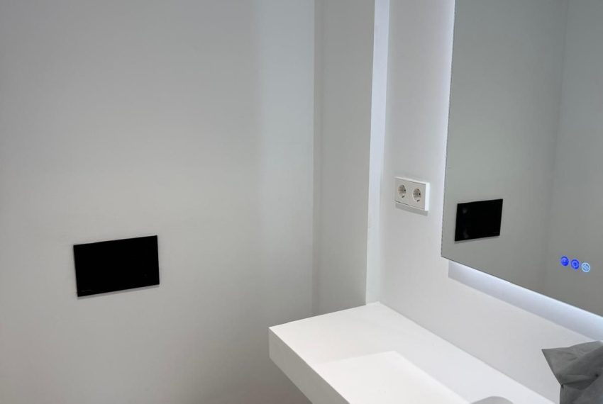 R5315779-Apartment-For-Sale-Nueva-Andalucia-Ground-Floor-Apartment-3-Beds-174-Built-9