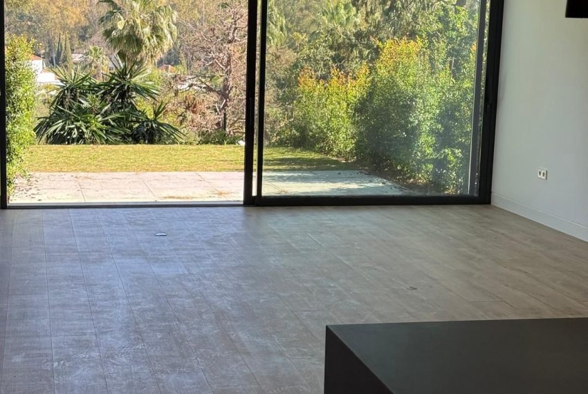 R5316055-Apartment-For-Sale-Nueva-Andalucia-Ground-Floor-Apartment-1-Beds-92-Built-4