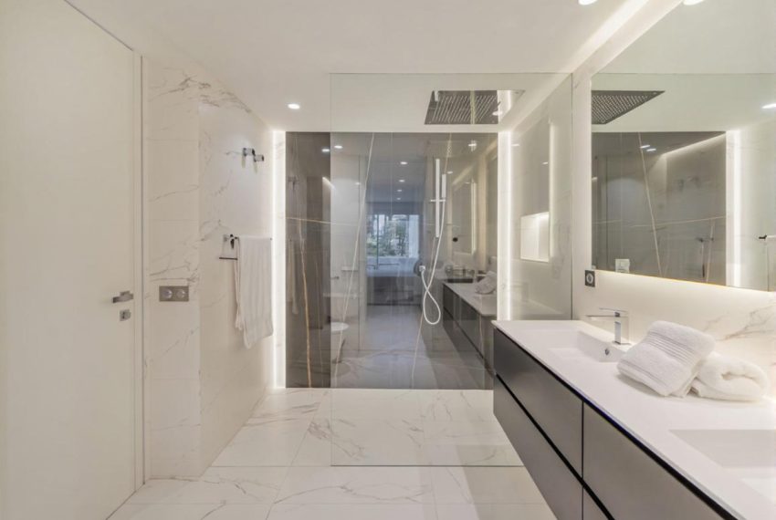 R5322127-Apartment-For-Sale-The-Golden-Mile-Middle-Floor-Apartment-3-Beds-165-Built-6