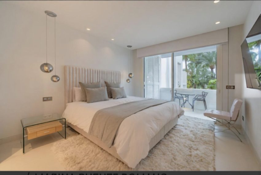 R5322127-Apartment-For-Sale-The-Golden-Mile-Middle-Floor-Apartment-3-Beds-165-Built-9